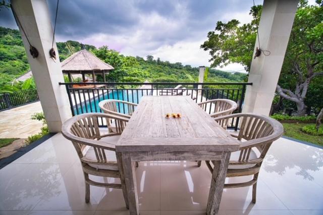 Sing Sing Resort Lovina Exterior foto