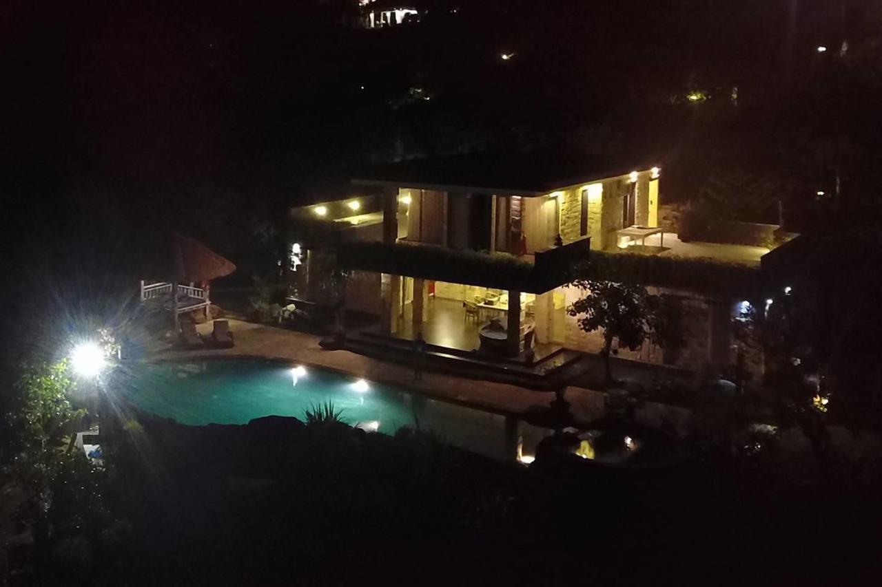 Sing Sing Resort Lovina Exterior foto